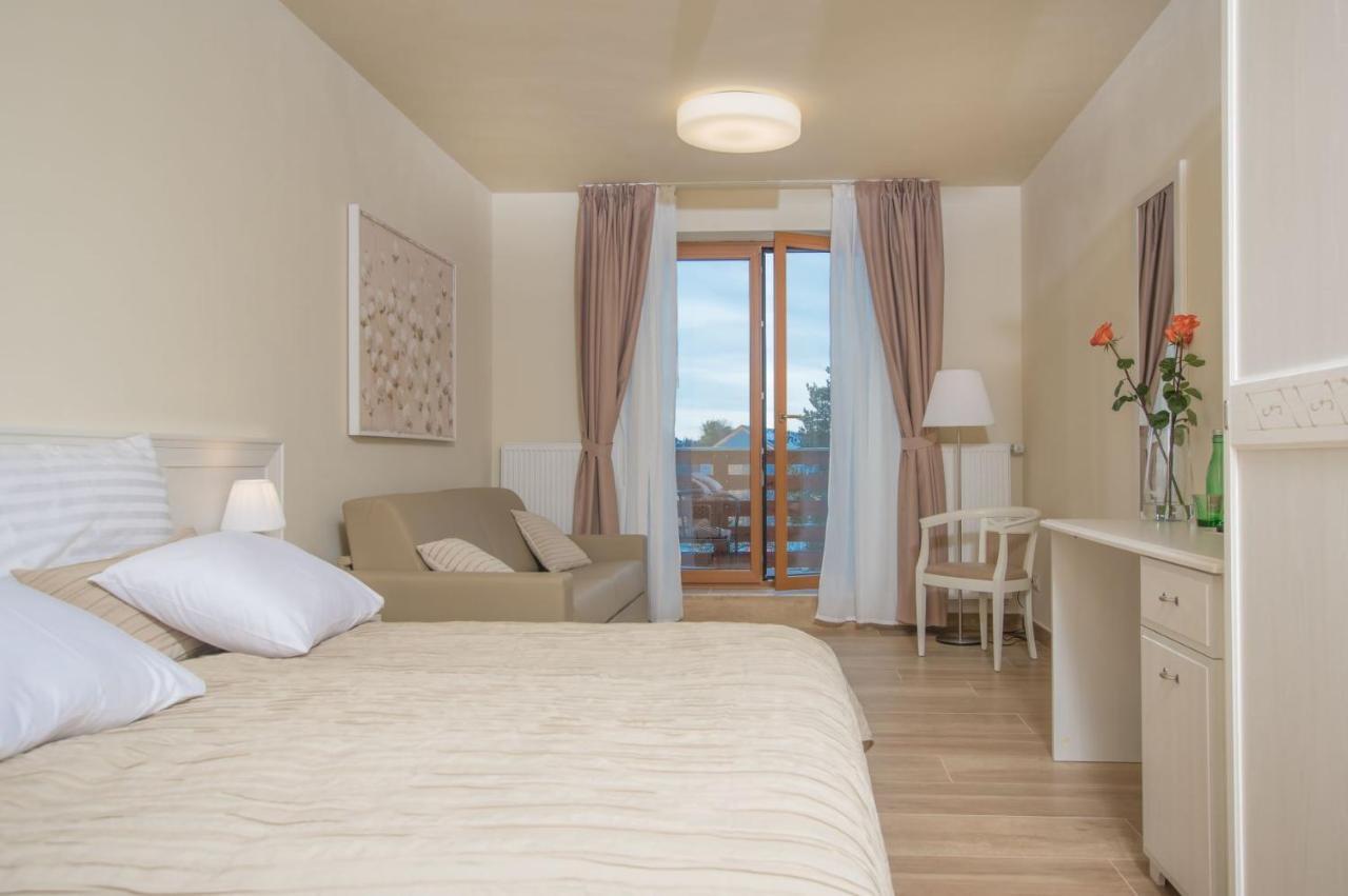 Slunecna Louka Отель 4*